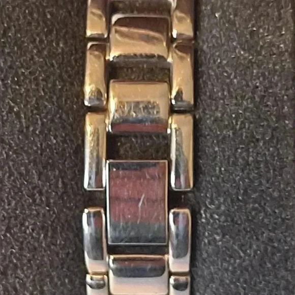 Luxe Diamond Watch EUC New Battery - Picture 3 of 6